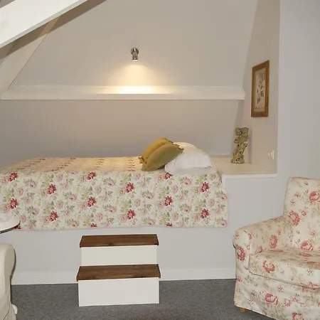 La Grande Maison Bed & Breakfast *
