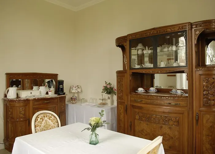 La Grande Maison Bed & Breakfast